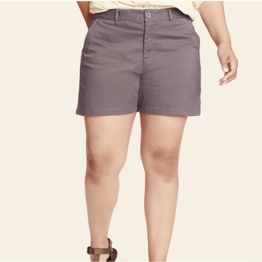 Eddie Bauer Women's Khaki Legend Wash Shorts Size 16 Cotton 7.5” length Pockets